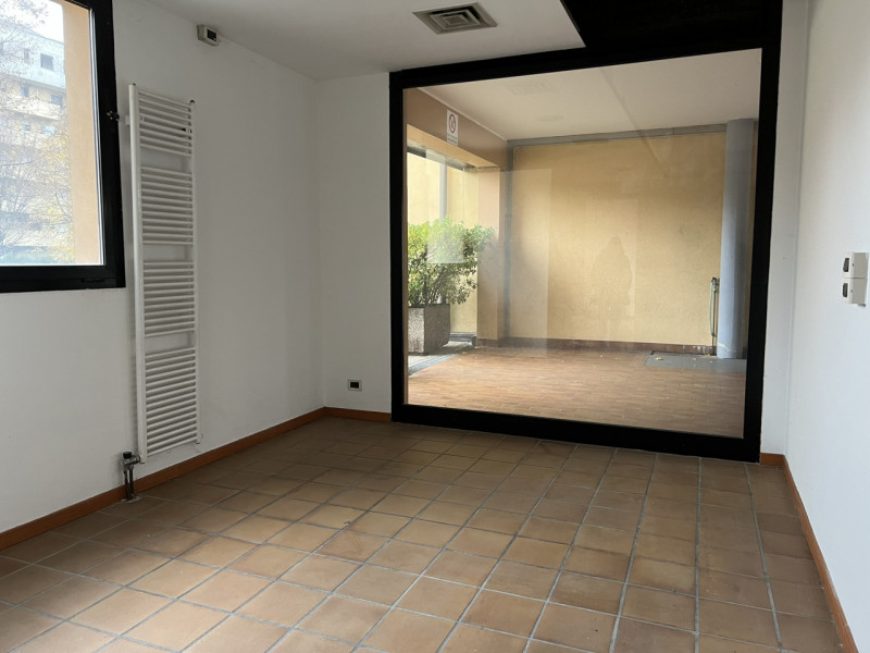 Immagine 7 di Negozio in vendita  in Via Lanari a Padova