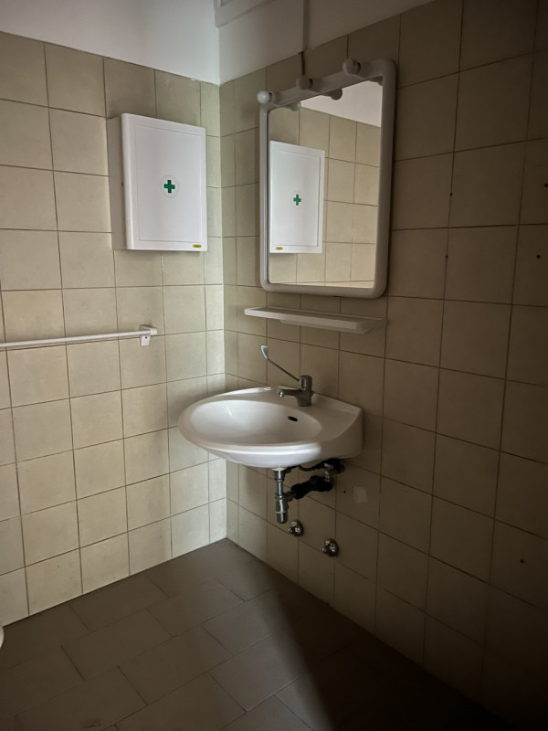 Immagine 8 di Negozio in vendita  in Via Lanari a Padova