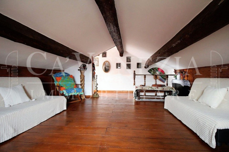 Immagine 6 di Appartamento in vendita  in Fondamenta di San Lorenzo a Venezia