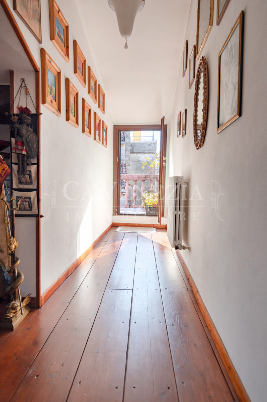 Immagine 12 di Appartamento in vendita  in Fondamenta di San Lorenzo a Venezia