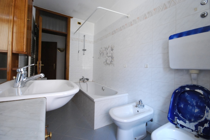 Immagine 7 di Appartamento in vendita  in Via Roma a Lorenzago Di Cadore