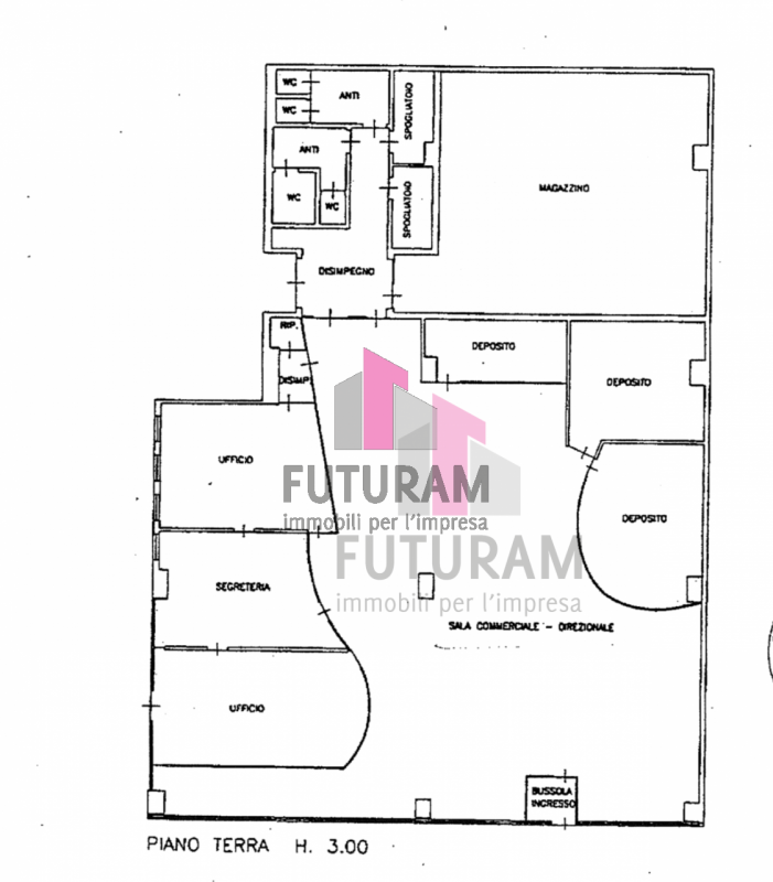 Immagine 25 di Negozio in vendita  a Vicenza