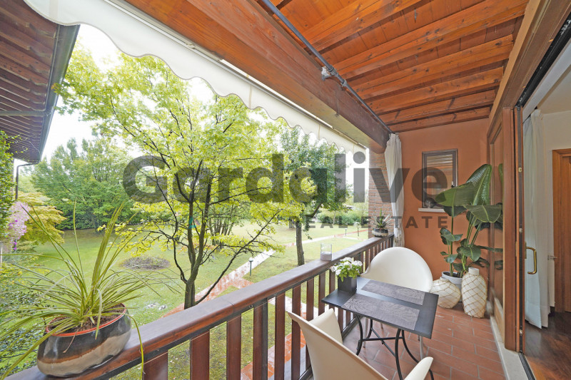 Immagine 15 di Appartamento in vendita  in Via X giornate, 144 a Soiano Del Lago