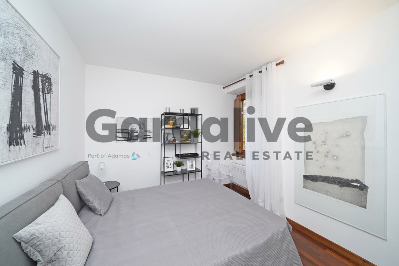 Immagine 27 di Appartamento in vendita  in Via X giornate, 144 a Soiano Del Lago