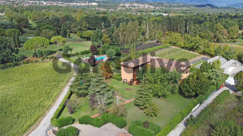 Immagine 38 di Appartamento in vendita  in Via X giornate, 144 a Soiano Del Lago