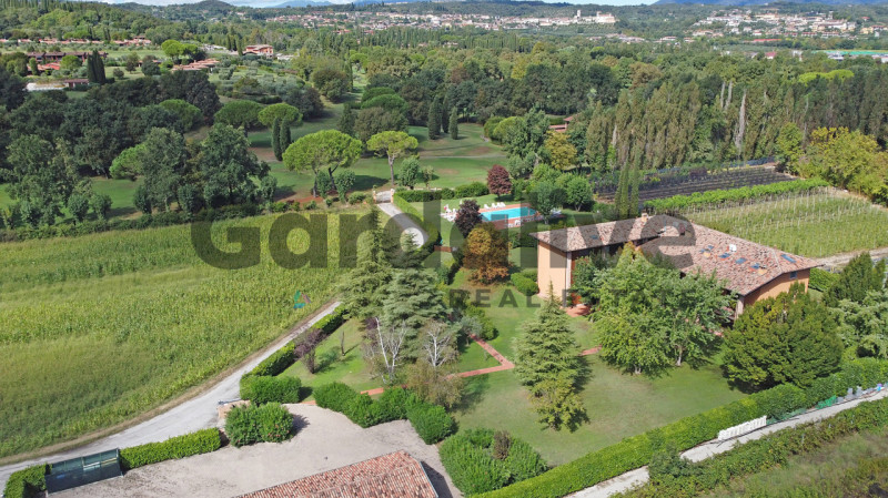 Immagine 39 di Appartamento in vendita  in Via X giornate, 144 a Soiano Del Lago