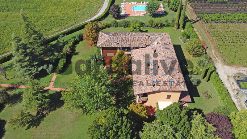 Immagine 44 di Appartamento in vendita  in Via X giornate, 144 a Soiano Del Lago