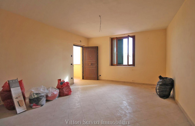 Immagine 4 di Appartamento in vendita  in via della resistenza a Montepulciano