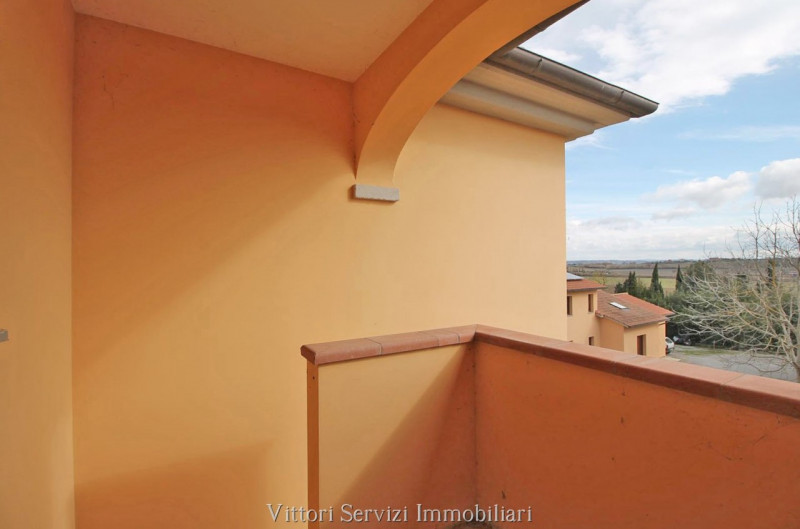 Immagine 16 di Appartamento in vendita  in via della resistenza a Montepulciano