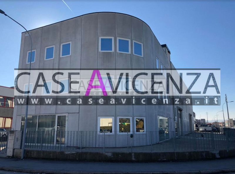 Immagine 2 di Ufficio in affitto  in via de gasperi a Grisignano Di Zocco