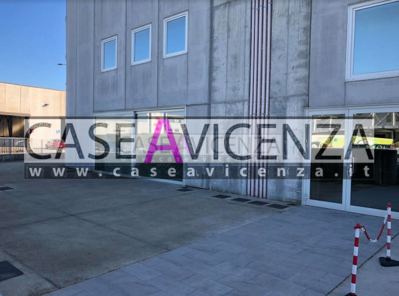 Immagine 9 di Ufficio in affitto  in via de gasperi a Grisignano Di Zocco