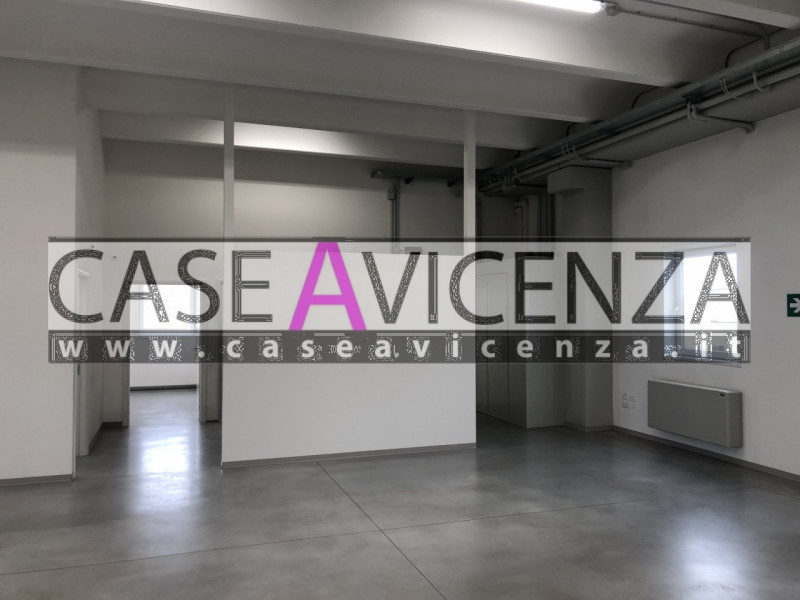 Immagine 28 di Ufficio in affitto  in via de gasperi a Grisignano Di Zocco