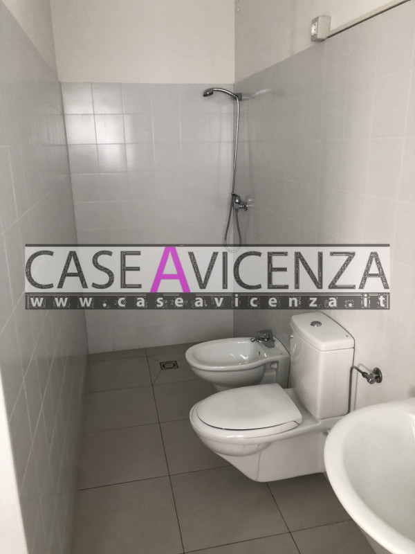 Immagine 31 di Ufficio in affitto  in via de gasperi a Grisignano Di Zocco