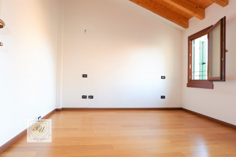 Immagine 9 di Villetta a schiera in vendita  in Via Principe Umberto, 54/B a Este