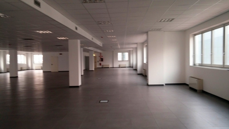 Immagine 13 di Ufficio in affitto  in VIA KOCH ROBERTO a Milano