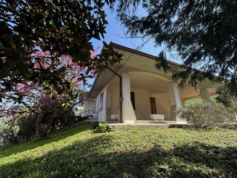 Immagine 3 di Villetta a schiera in vendita  in Via Kennedy, 12 a Torrile