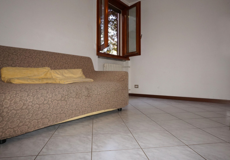 Immagine 37 di Villetta a schiera in vendita  in Via Kennedy, 12 a Torrile