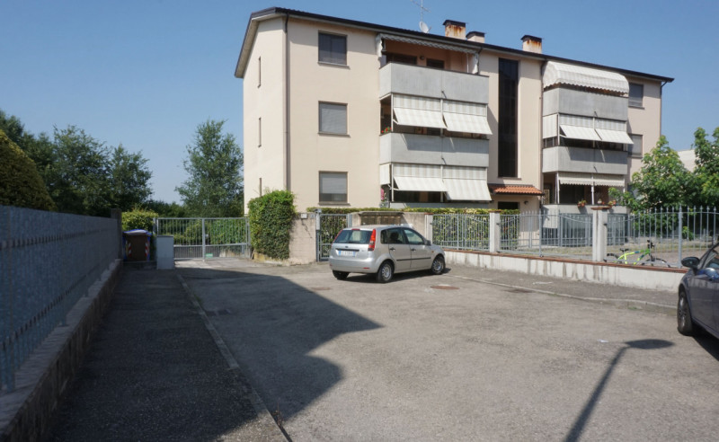 Immagine 37 di Appartamento in affitto  in Via Napoli, 4 a Colorno