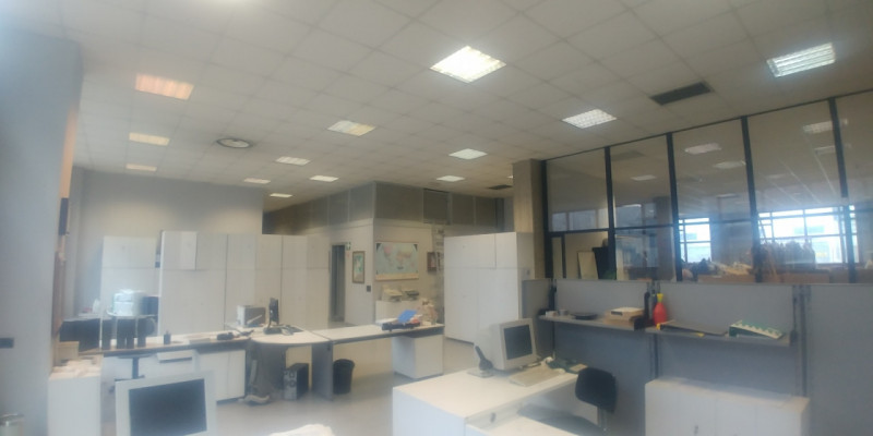 Immagine 3 di Ufficio in vendita  in VIA MUZIO ATTENDOLO SFORZA a Milano