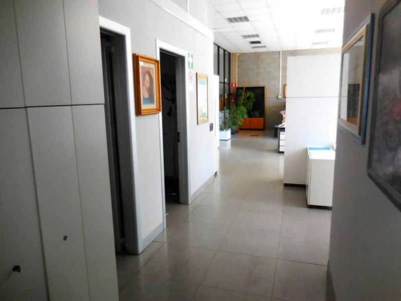 Immagine 8 di Ufficio in vendita  in VIA MUZIO ATTENDOLO SFORZA a Milano