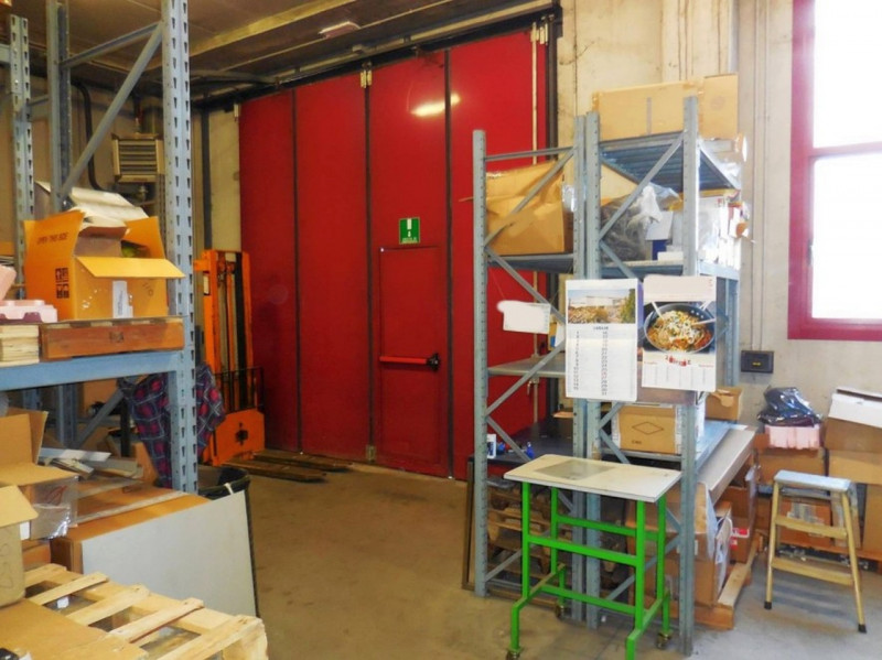 Immagine 15 di Ufficio in vendita  in VIA MUZIO ATTENDOLO SFORZA a Milano