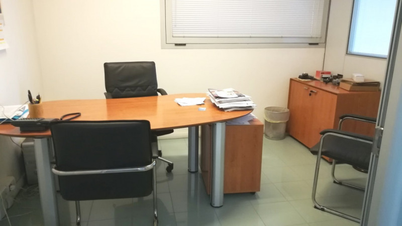 Immagine 2 di Ufficio in affitto  in via valeri a Teolo