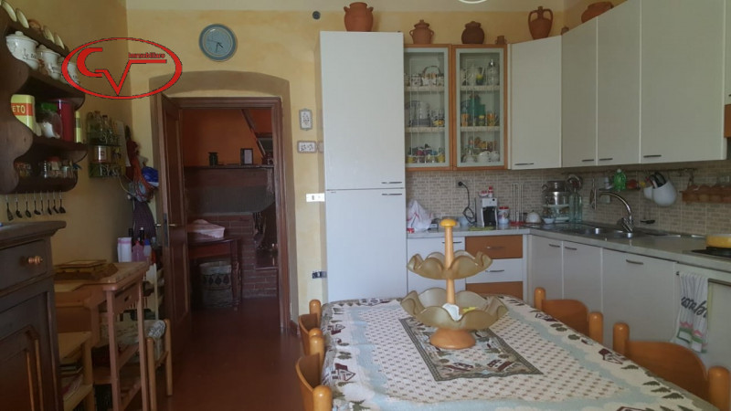 Immagine 4 di Rustico / casale in vendita  in cesto a Figline E Incisa Valdarno