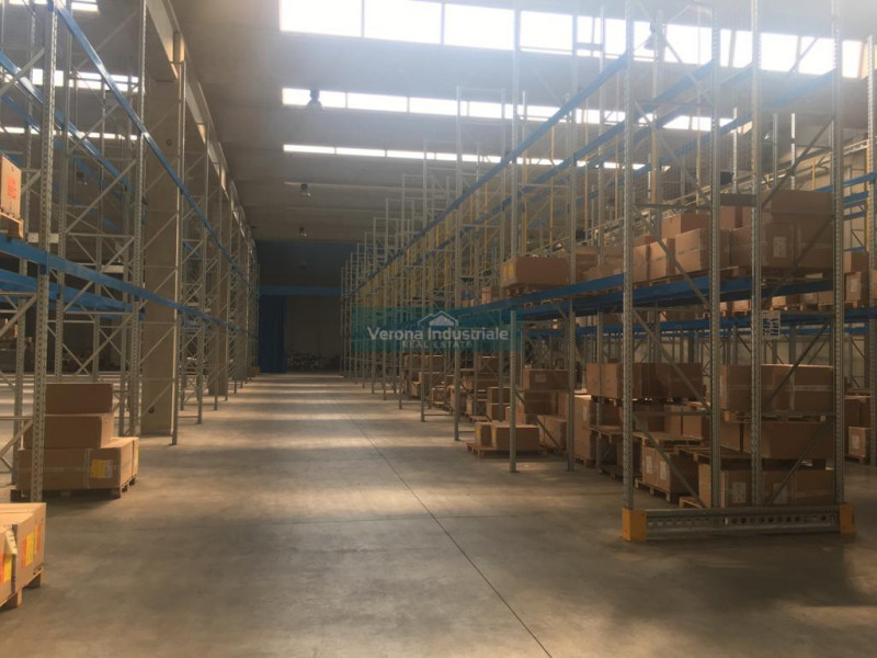 Immagine 1 di Capannone industriale in vendita  in via Festara a Bussolengo