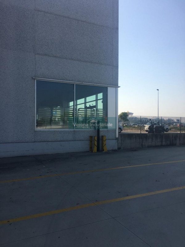 Immagine 6 di Capannone industriale in vendita  in via Festara a Bussolengo