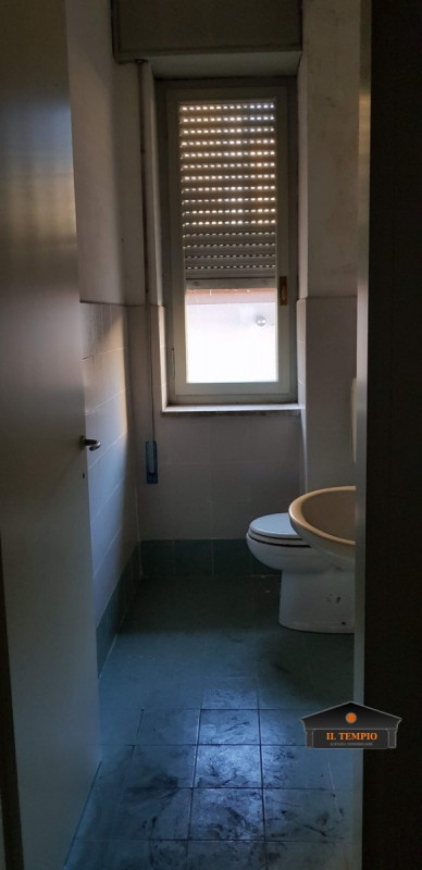 Immagine 11 di Ufficio in affitto  in viale milano a Vicenza