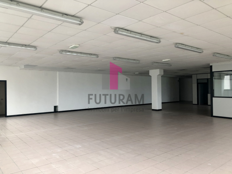 Immagine 4 di Capannone industriale in affitto  in Via Maestri del Lavoro a Piazzola Sul Brenta