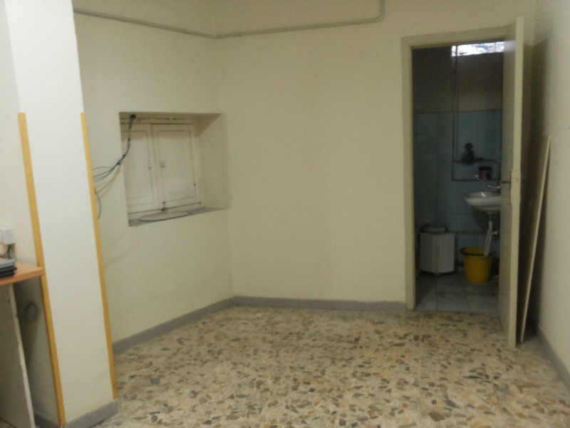 Immagine 7 di Negozio in affitto  in Vico Nocelle 45 a Napoli