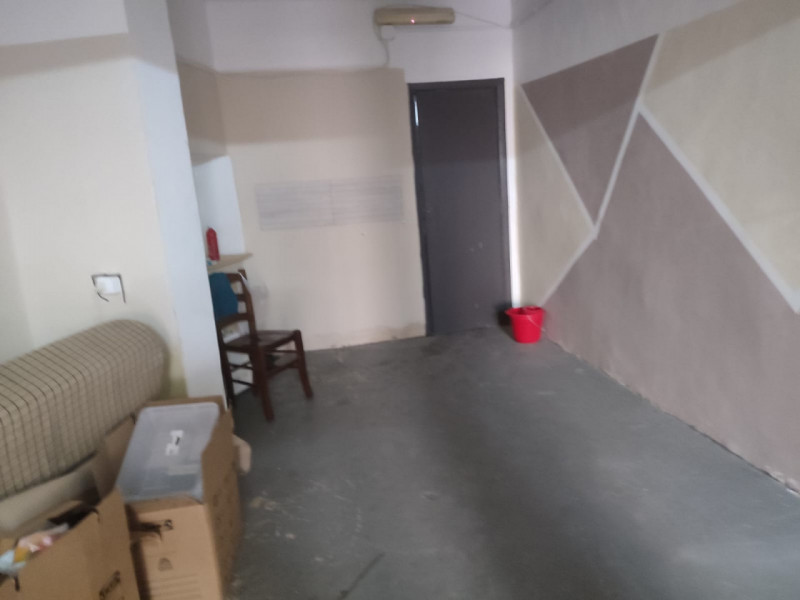 Immagine 8 di Negozio in affitto  in Vico Nocelle 45 a Napoli