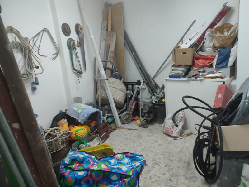 Immagine 12 di Negozio in affitto  in Vico Nocelle 45 a Napoli