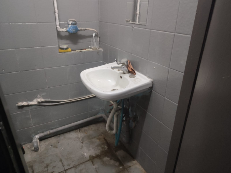 Immagine 29 di Negozio in affitto  in Vico Nocelle 45 a Napoli