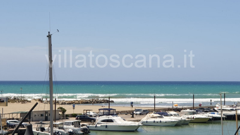 Immagine 1 di Appartamento in vendita  a Castiglione Della Pescaia