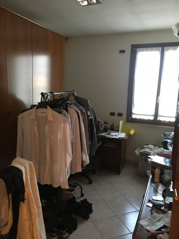 Immagine 9 di Casa indipendente in vendita  a Suzzara