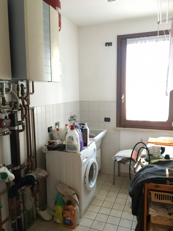 Immagine 11 di Casa indipendente in vendita  a Suzzara