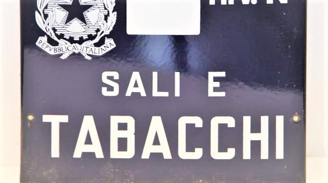 Immagine 3 di Attività commerciale in vendita  in Via Boschi a Resana