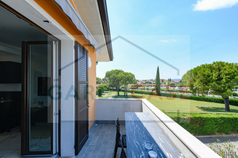 Immagine 19 di Appartamento in vendita  in Via Salvo D'Acquisto a Sirmione