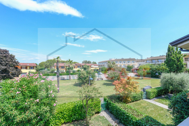 Immagine 36 di Appartamento in vendita  in Via Salvo D'Acquisto a Sirmione