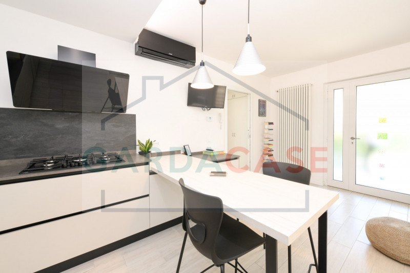 Immagine 9 di Appartamento in vendita  in Via Lazzarini a Sirmione