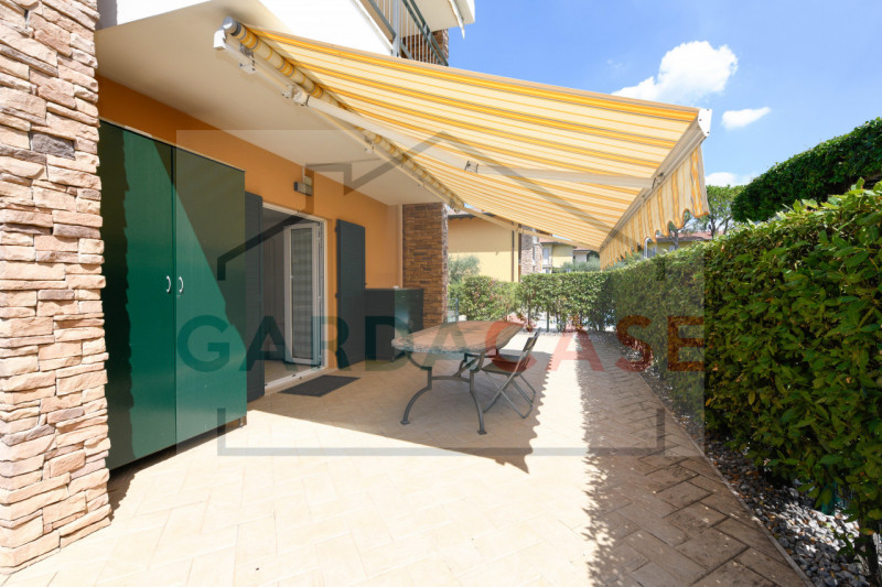 Immagine 13 di Appartamento in vendita  in Via Lazzarini a Sirmione