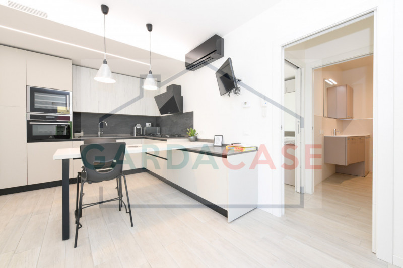 Immagine 15 di Appartamento in vendita  in Via Lazzarini a Sirmione