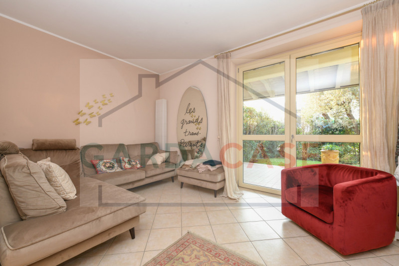 Immagine 14 di Casa bifamiliare in vendita  in Via Beato Z. Agostini a Sirmione