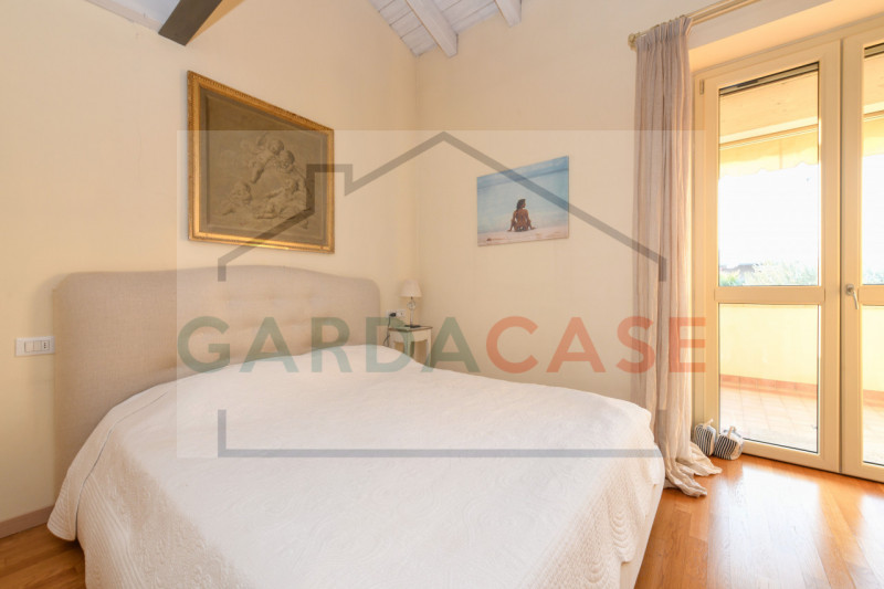 Immagine 22 di Casa bifamiliare in vendita  in Via Beato Z. Agostini a Sirmione