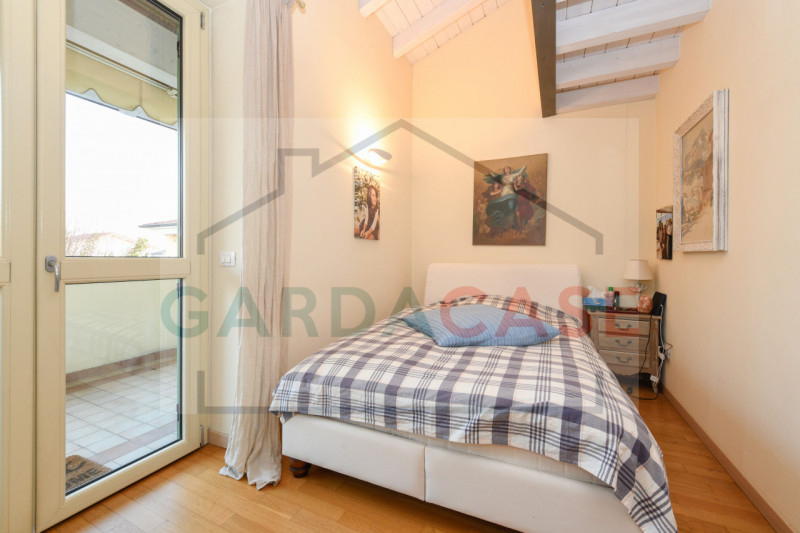 Immagine 26 di Casa bifamiliare in vendita  in Via Beato Z. Agostini a Sirmione