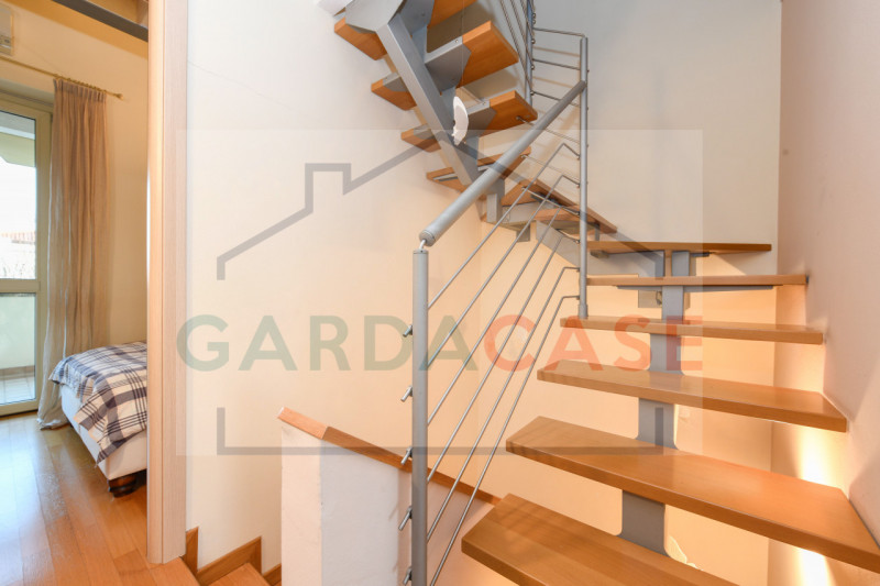 Immagine 29 di Casa bifamiliare in vendita  in Via Beato Z. Agostini a Sirmione