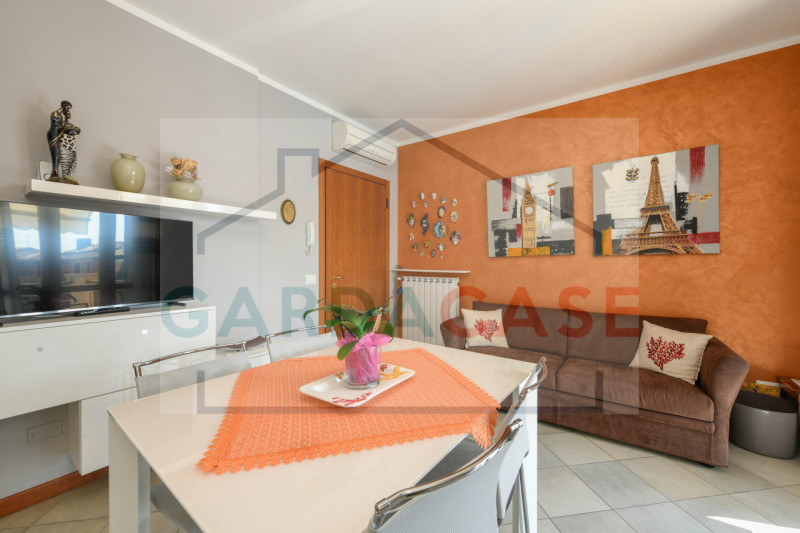 Immagine 6 di Appartamento in vendita  in Via Leonardo da Vinci a Sirmione