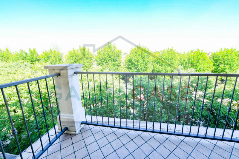 Immagine 24 di Appartamento in vendita  in Via Leonardo da Vinci a Sirmione